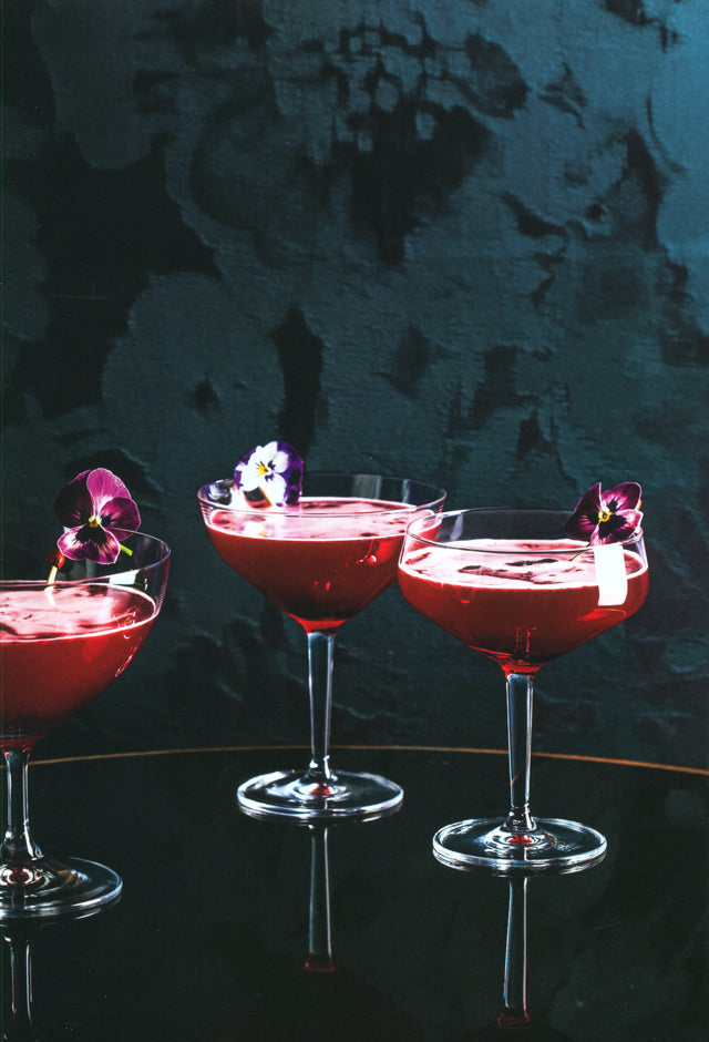 COCKTAILS  LE BRISTOL PARIS (フランス・パリ)  絶版