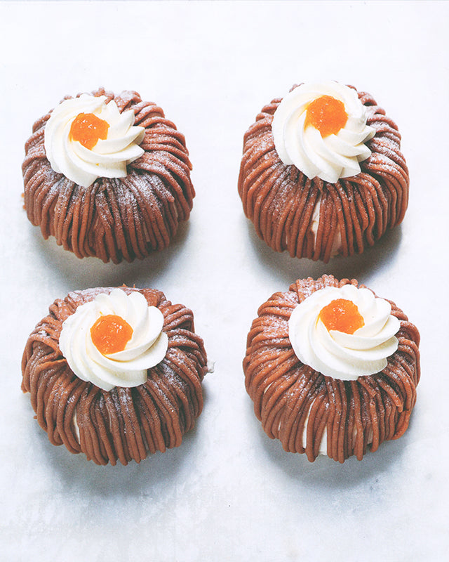 Patisserie : Arnaud Larher (フランス・パリ)　傷みあり