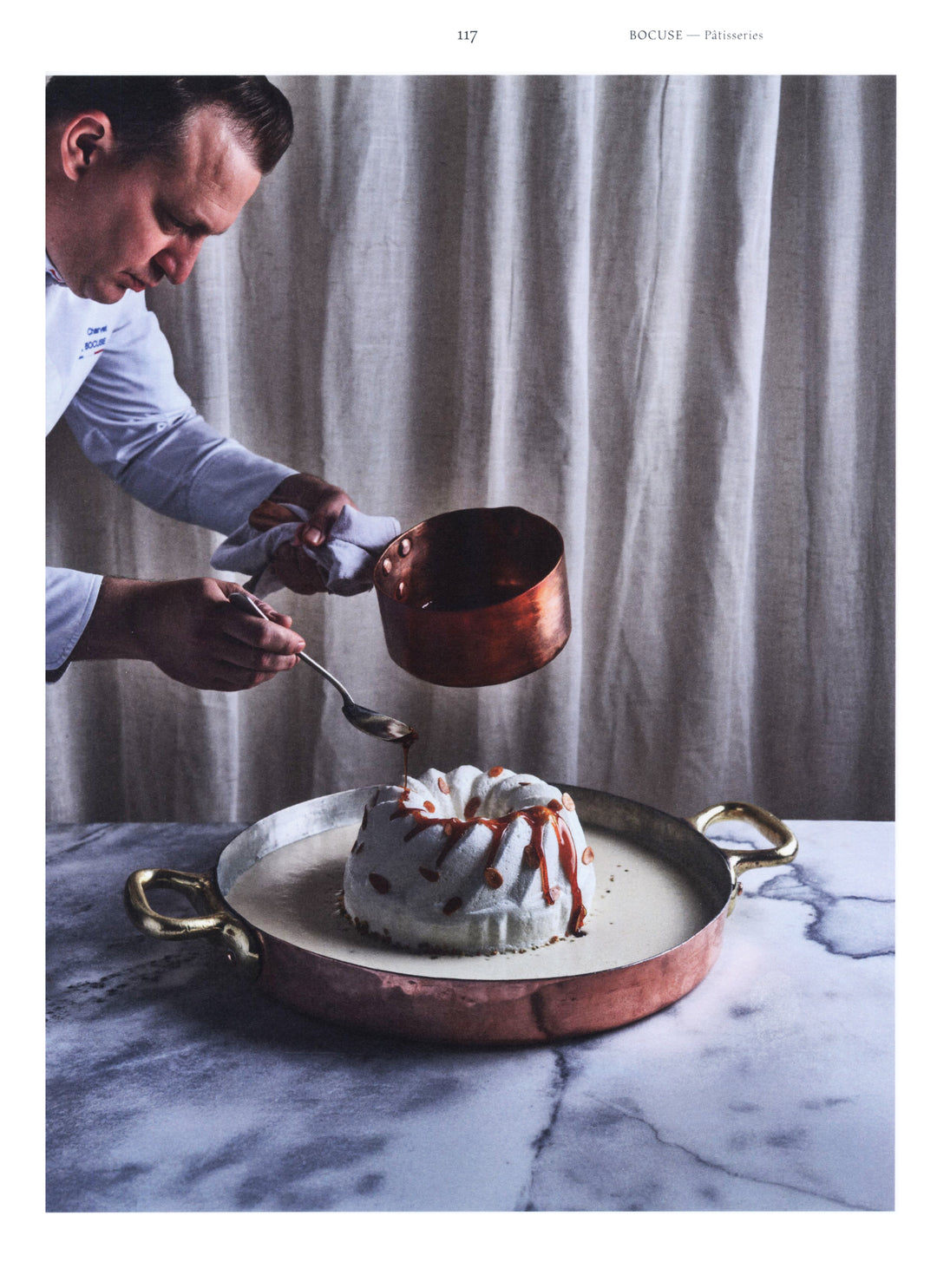 BOCUSE, patisserie : Benoît Charvet (フランス・リヨン)