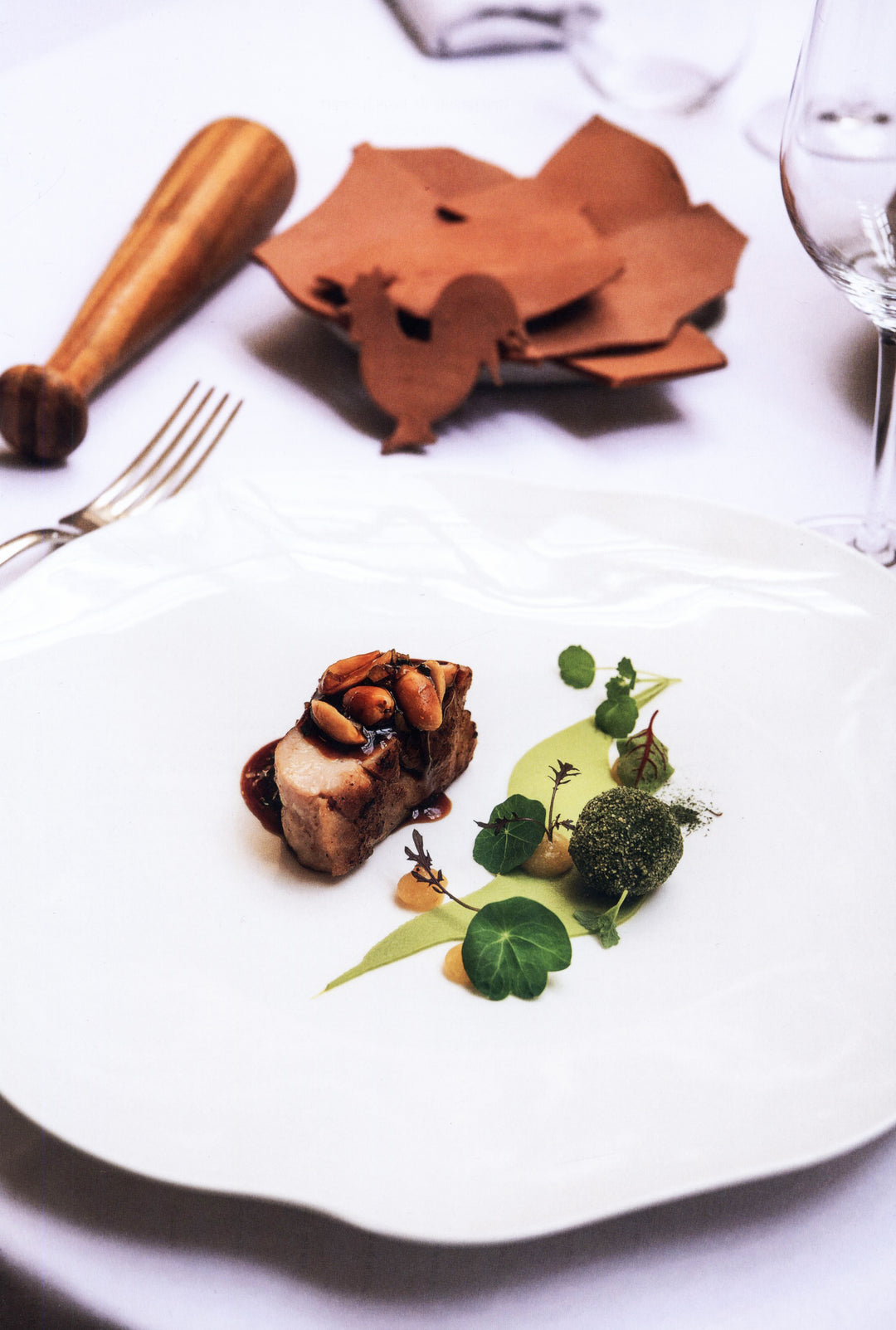 Le Chapon Fin 1825-2025 L'histoire du grand restaurant bordelais (フランス・ボルドー)