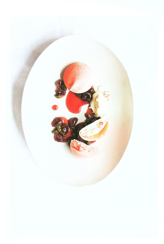 Cracking Yolks &amp; Pig Tales (イギリス)