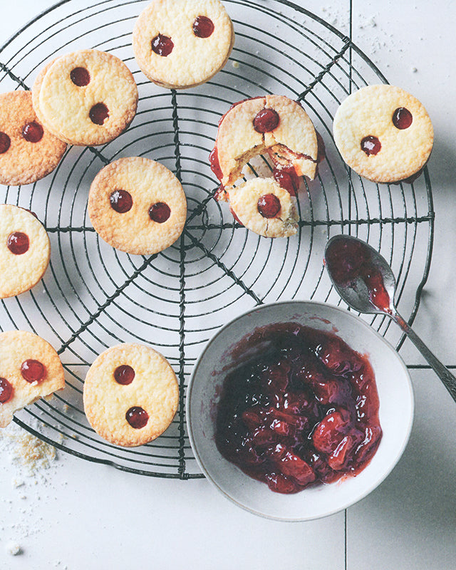FAIT MAISON BISCUITS ET PETITS GATEAUX (フランス)