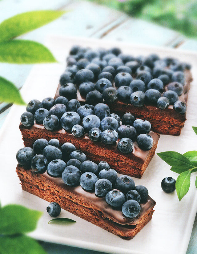 Huiles essentielles et eaux florales en cuisine (フランス)