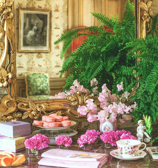 LADUREE Paris Macarons (フランス・パリ)　絶版