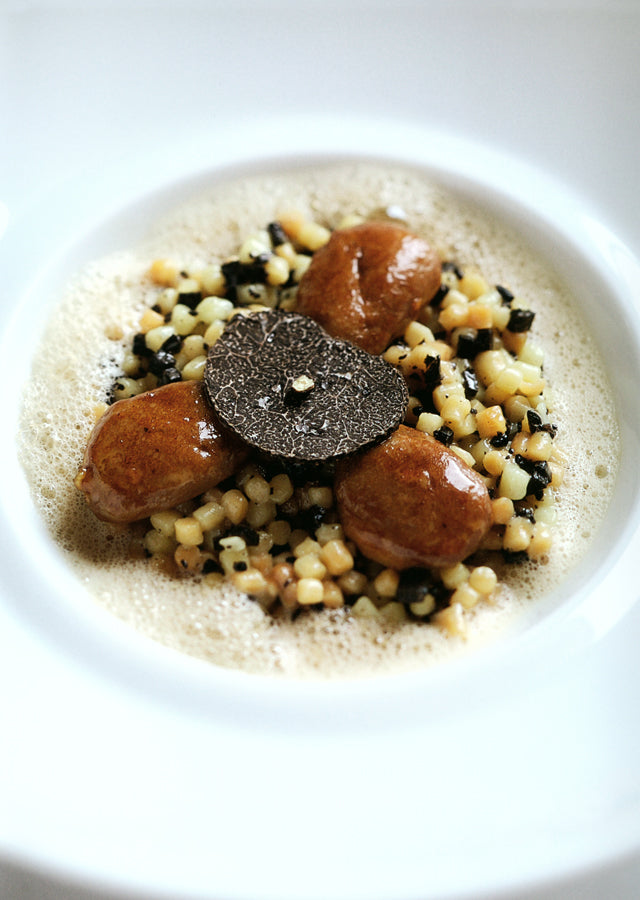 LAURENT PARIS (フランス・パリ)  絶版　中古