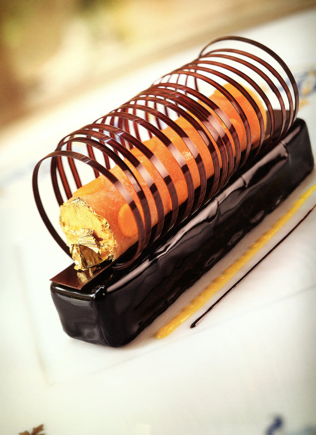 Ritz Paris Haute Cuisine Recipes by Michel Roth (フランス・パリ) 英語版　絶版