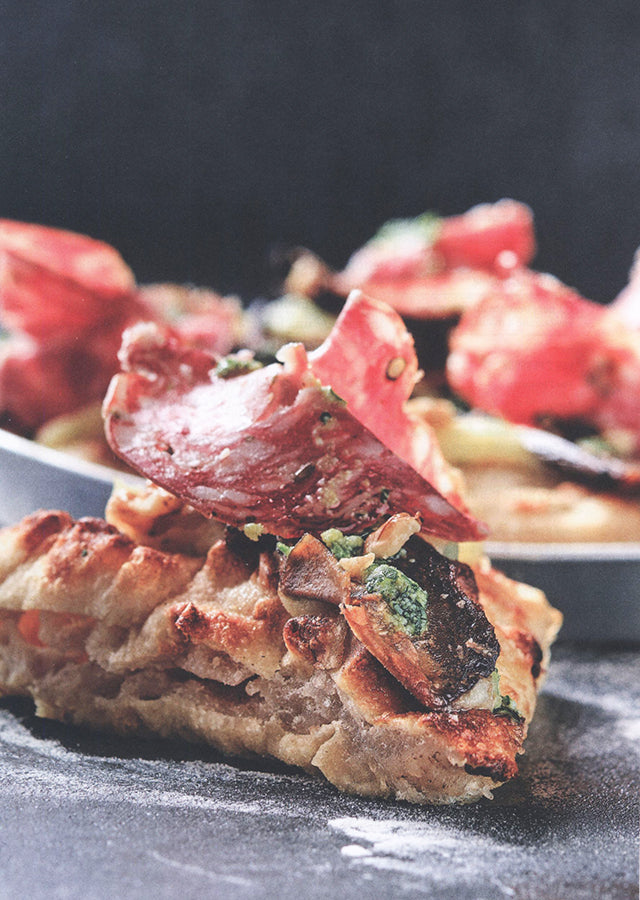 Il mondo della pizza. Storia tecniche ricette (イタリア)