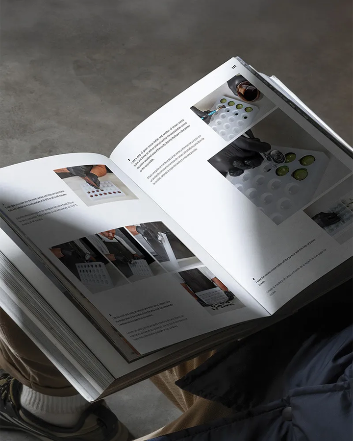 offbeat : Andrey Dubovik (ベラルーシ) 英語・スペイン語 併記