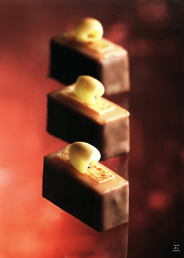 IGINIO MASSARI Oro colato (イタリア・ブレシア)