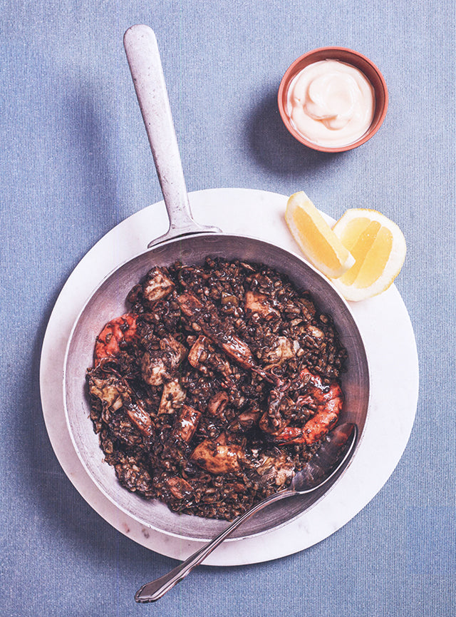 The Spanish Mediterranean Islands Cookbook (スペイン・離島) 英語