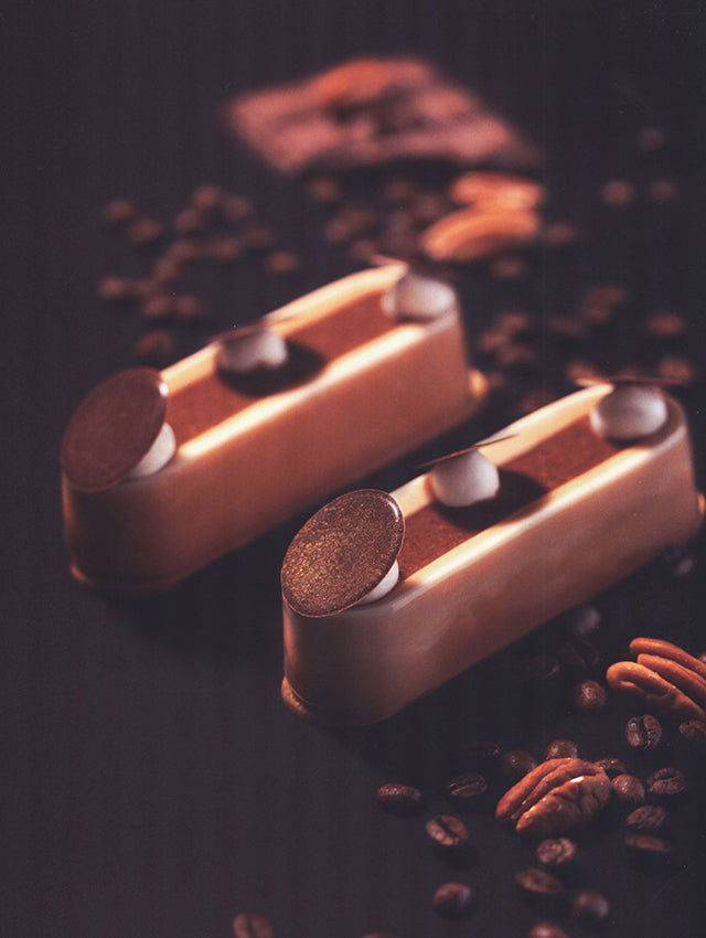The Sweet Season: Seasonal Desserts by Clair Patissier (韓国)