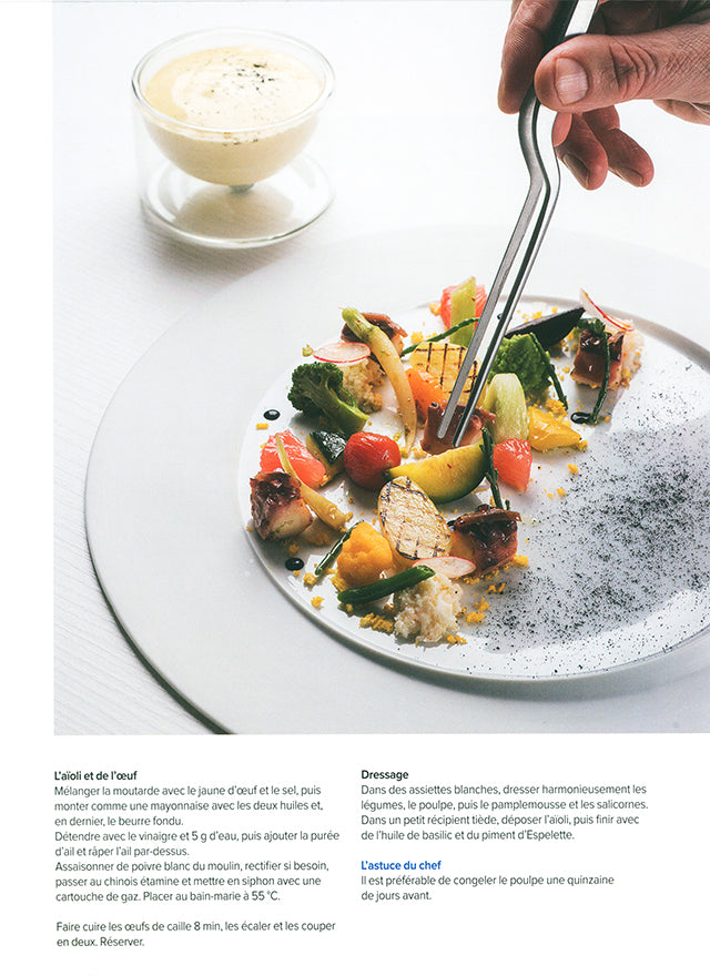 Les Toques blanches lyonnaises en 100 recettes (フランス・リヨン)